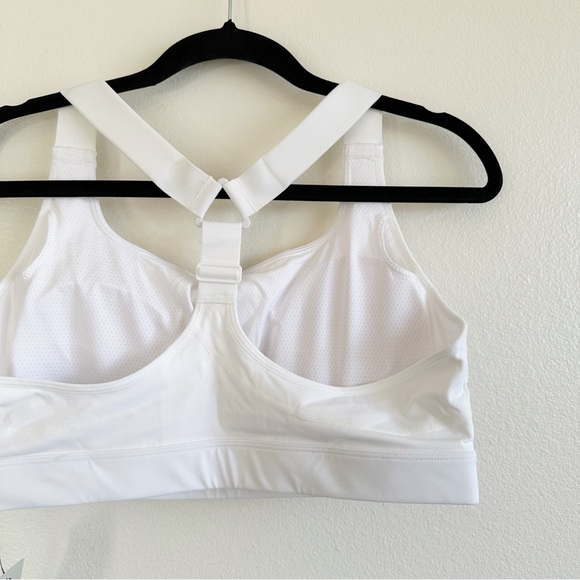 Sweaty Betty Power Medium Impact Bra in white L NWT - Picture 4 of 9